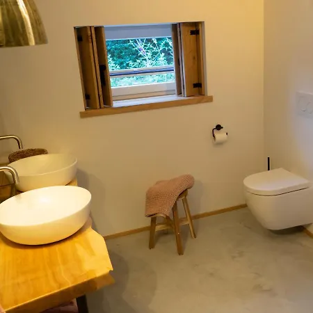 Bed & Breakfast Lagom